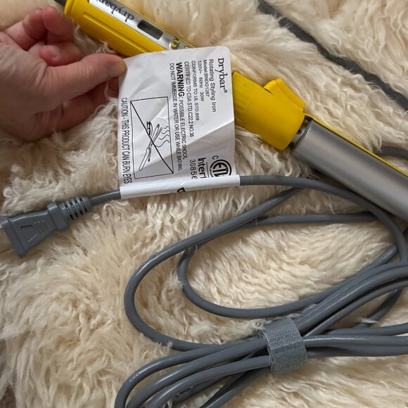 Drybar 3-Day Bender 1” Digital Curling Iron - Preowned - Picture 10 of 12